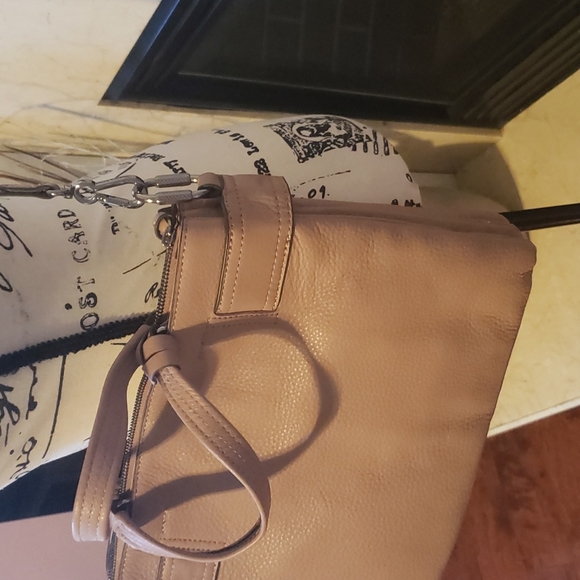 Vince camuto crossbody - Picture 5 of 6